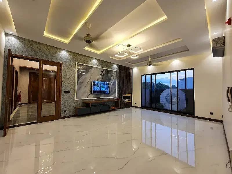 20 Marla Modern Luxury Design Beautifull House For Rent In DHA Phase 6 17