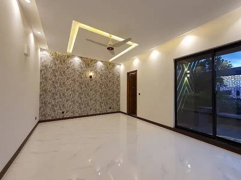 20 Marla Modern Luxury Design Beautifull House For Rent In DHA Phase 6 32