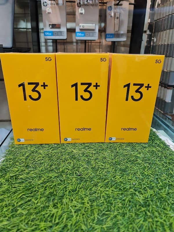 Realme 13+ 5G Box Packed 12gb 256gb 0