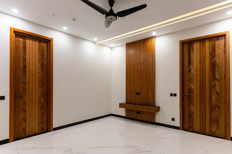 20 Marla Modern Luxury Design Beautifull Full House For Rent In DHA Phase 6 18