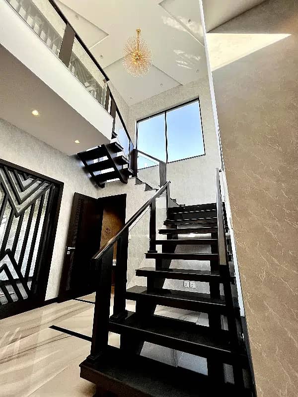 1 Kanal Modern Luxury Design Beautifull House For Rent In DHA Phase 7 13