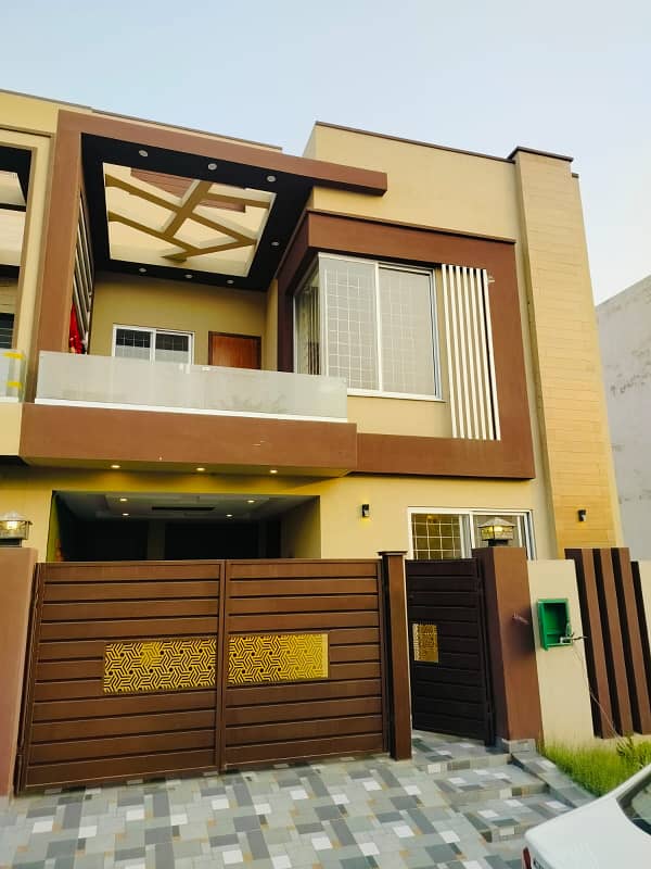 5 Marla Luxury Brand New House Available For Sale In C Block phase 1 Bahria Orchard Raiwind Road Lahore 1