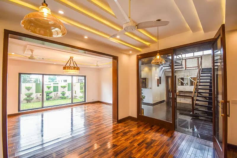 1 Kanal Modern Design Beautifull House For rent Indha Phase 4 13