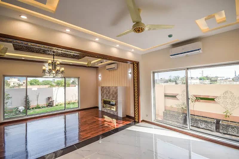 1 Kanal Modern Luxurious Design Beautifull House For rent In DHA Phase 8 5