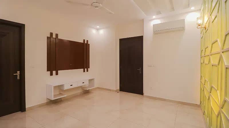 1 Kanal Modern Luxury Design Beautifull House For rent In DHA Phase 8 14