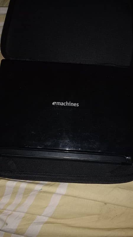 laptop for sell condition 10 by 10 0