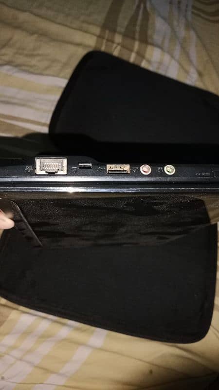 laptop for sell condition 10 by 10 1