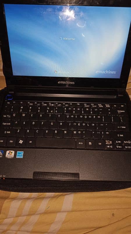 laptop for sell condition 10 by 10 3