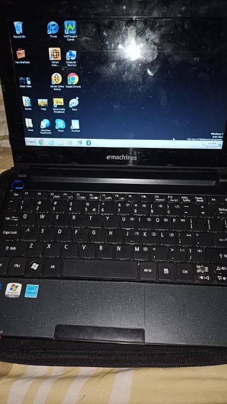 laptop for sell condition 10 by 10 5