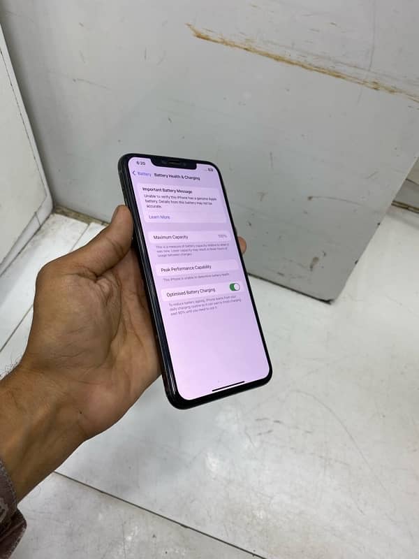 IPHONE XSMAX 64 GB PTA APPROVED 2