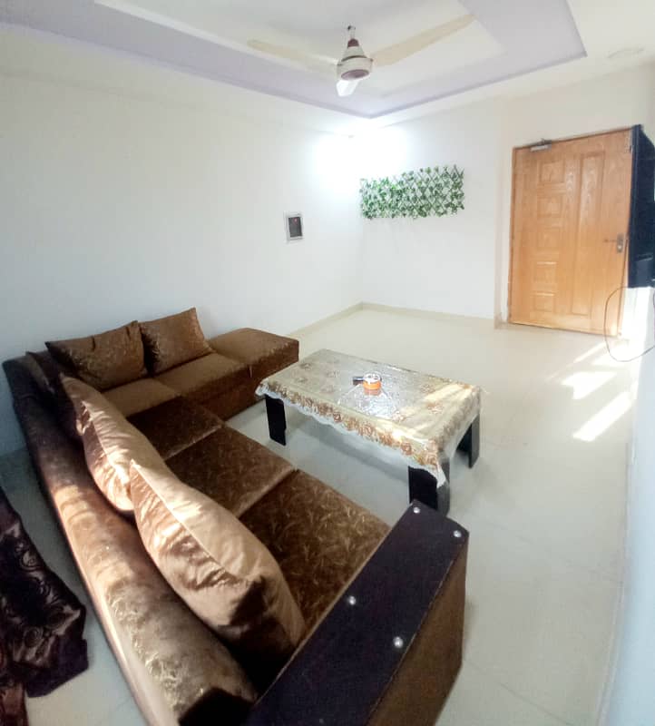 One Bed Furnished Appartment for Rent Daily 3