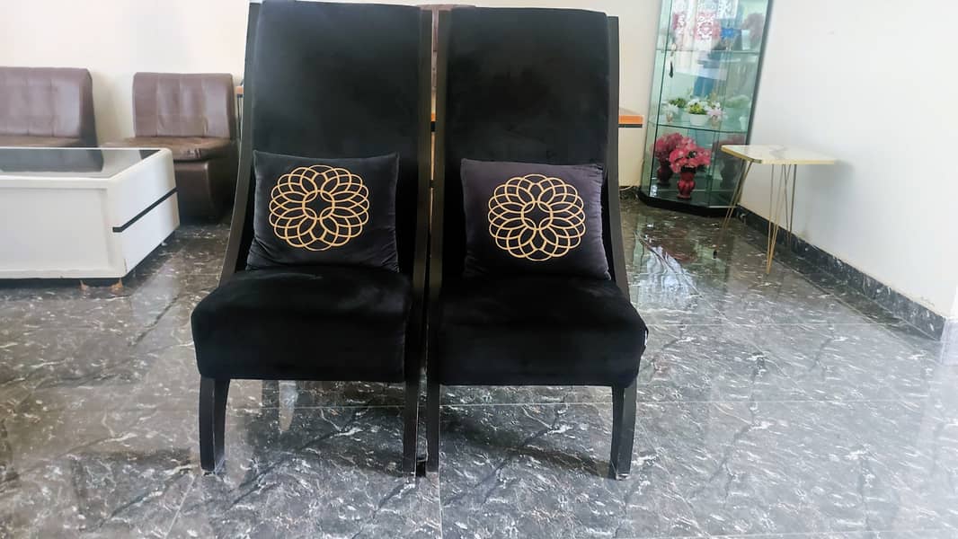 2 Pairs For Sale Heavy Weight Wood Velvet Dining Chairs A Plus 2