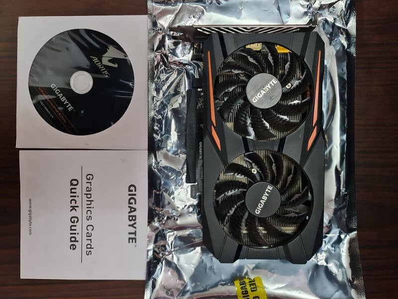 GIGABYTE AMD RX560 4GB GDDR5 GRAPHICS CARD 3