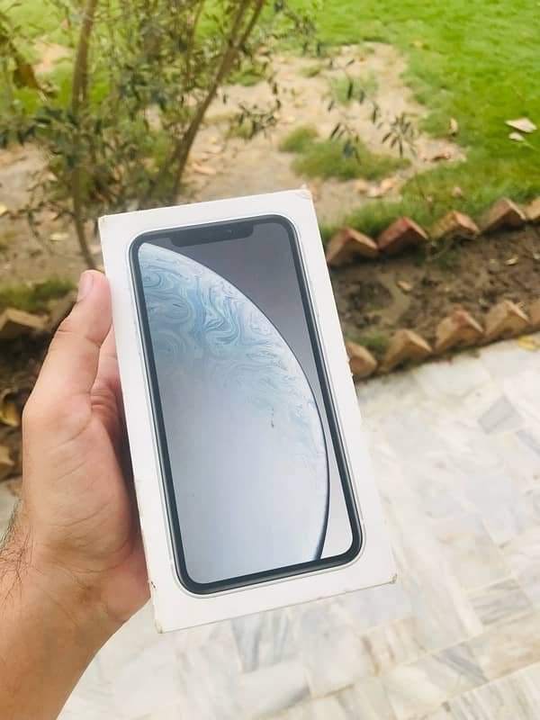 iphone xr dual physical sims pta approve 80 BH 5