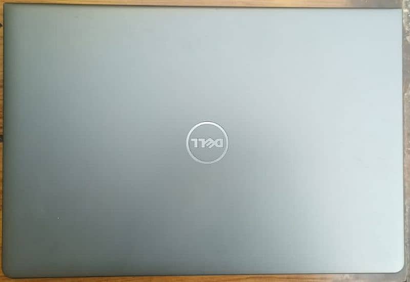 A good condition laptop 2year old. . genuine condition 1