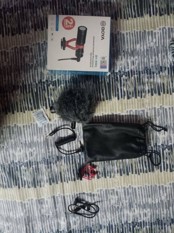 boya by mm1 professional vlogging mic for sale. 3