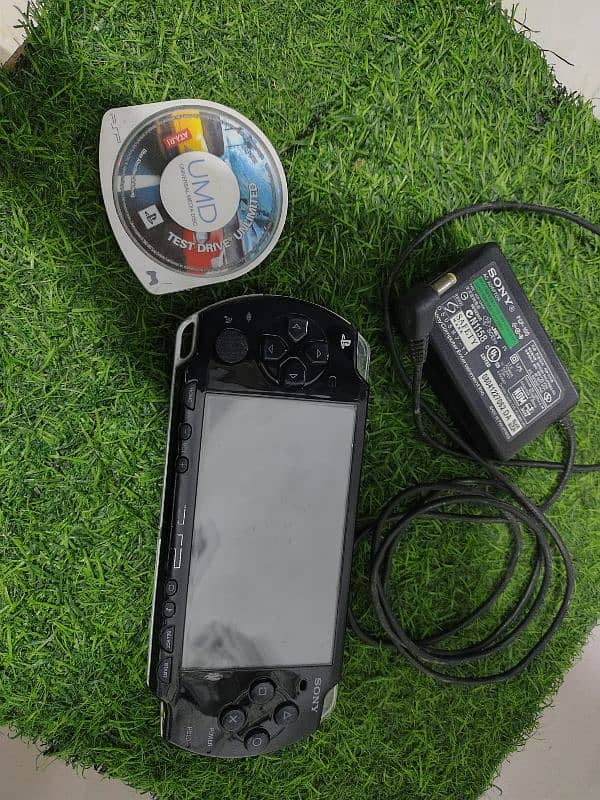 Sony PSP 2003 video game console 9