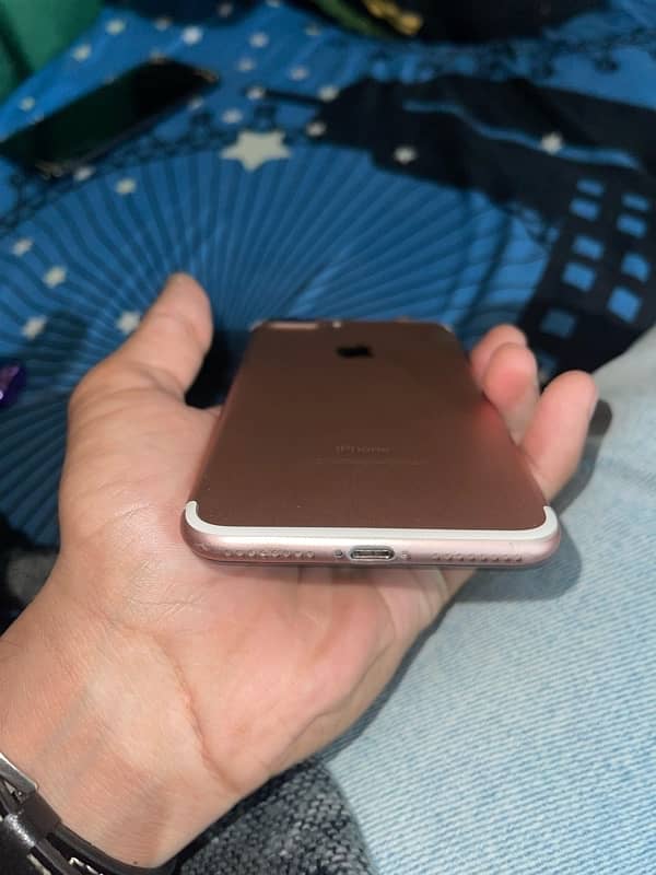 I phone 7 plus Rose Gold Pta Prove 128 GB 1