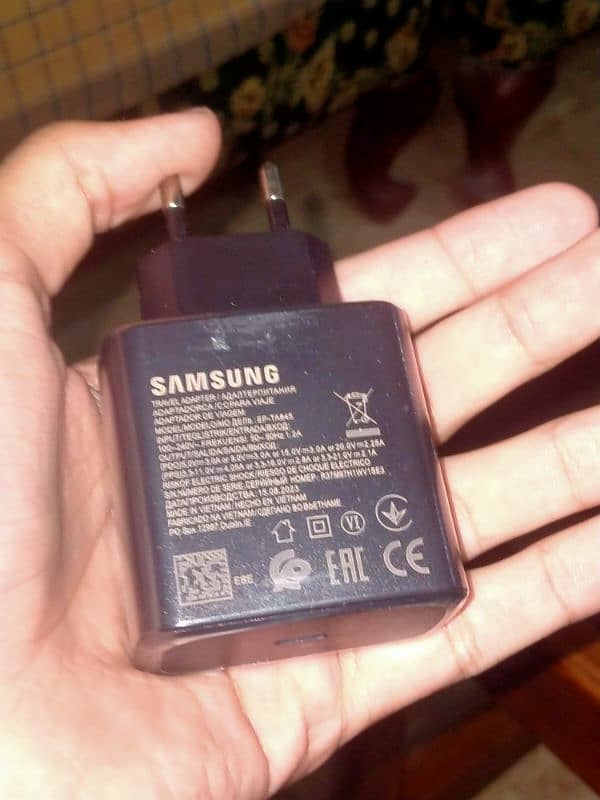 Samsung 45 watt charger original product 2