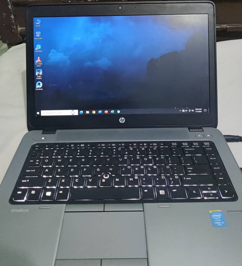 HP elitebook 840 3