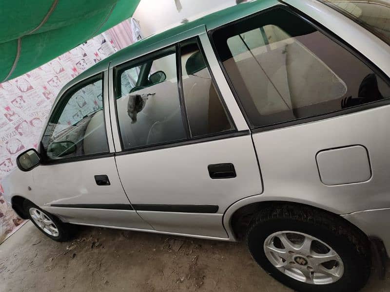 Suzuki Cultus VXL 2007 (home used car) 11