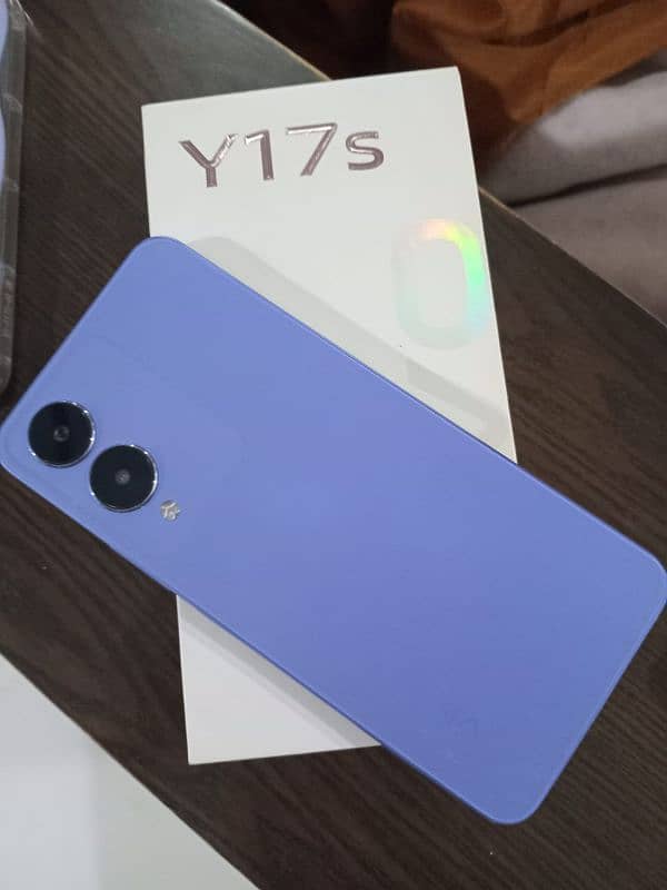 vivo y17s 4