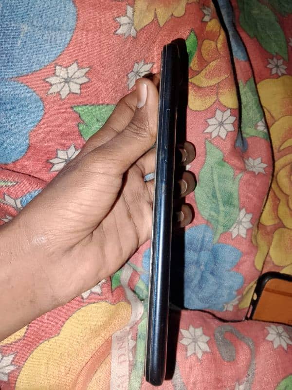 Infinix 4 64 charge ha 2