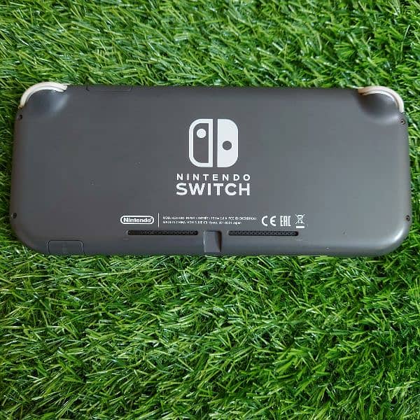 Nintendo Switch 32GB + 128 GB Sd Card NOT Modded 0