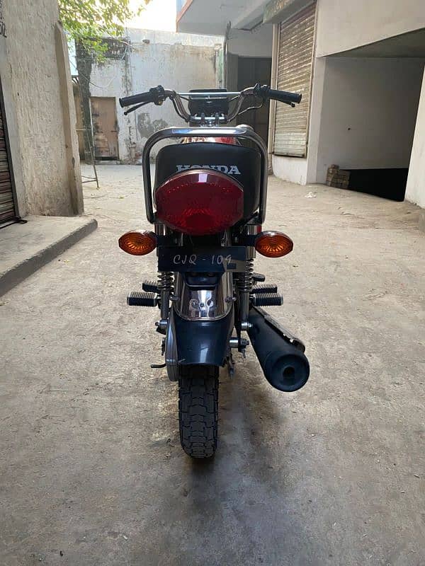 HONDA CG 125 2023 Model 5