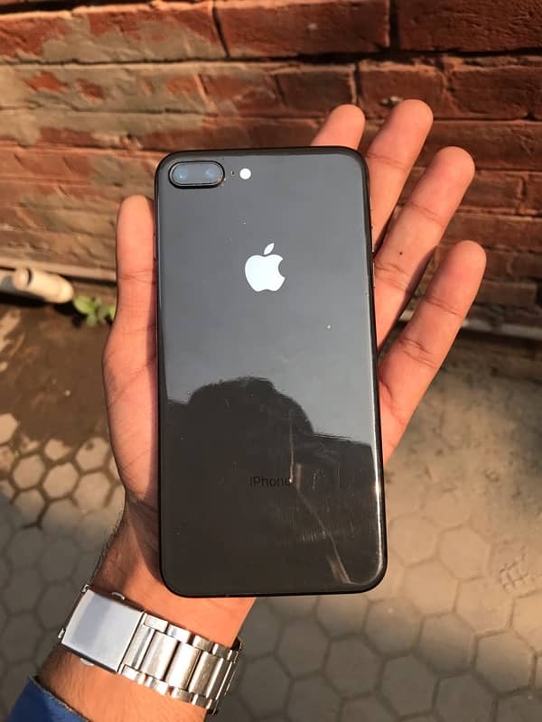 IPhone 8 Plus Non PTA 64gb 0