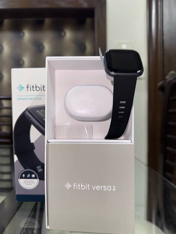 FITBIT VERSA 2 SMARTWATCH BRAND NEW JUST BOX OPENED LOCATION BAHRIA 1