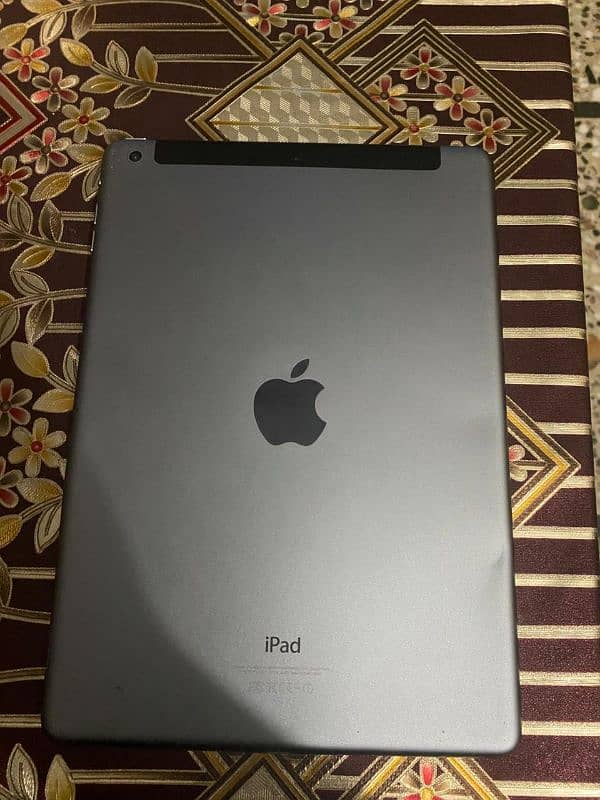 Ipad Air Cellular and WiFi 0