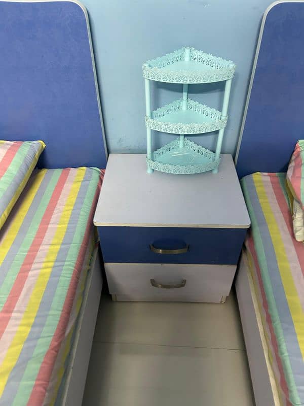 Full kids Bedroomset: Made from Authentic Sheshum 4