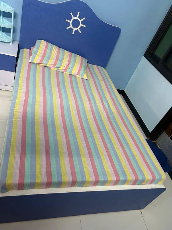 Full kids Bedroomset: Made from Authentic Sheshum 5