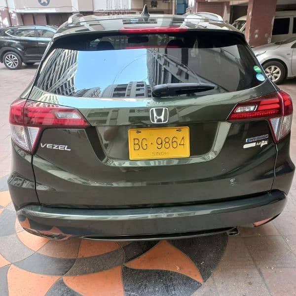 Honda Vezel 2014/2018 Z Package Orange Room Top Of The Line Variant 7