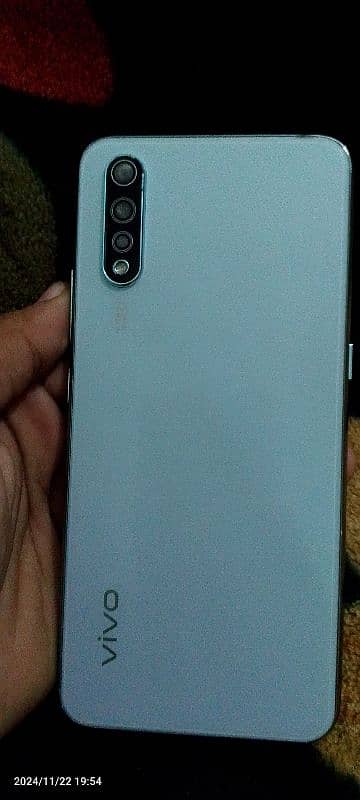 vivo s1 4