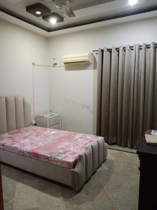 Fully furnished ac room available on rent for single male 3