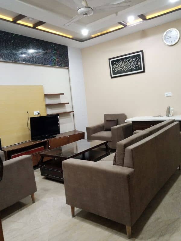 Fully furnished ac room available on rent for single male 10