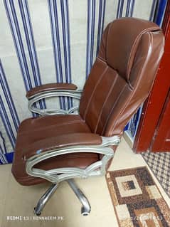 Used chair sale for brown colour