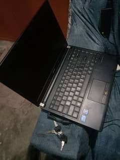 Acer P633-V