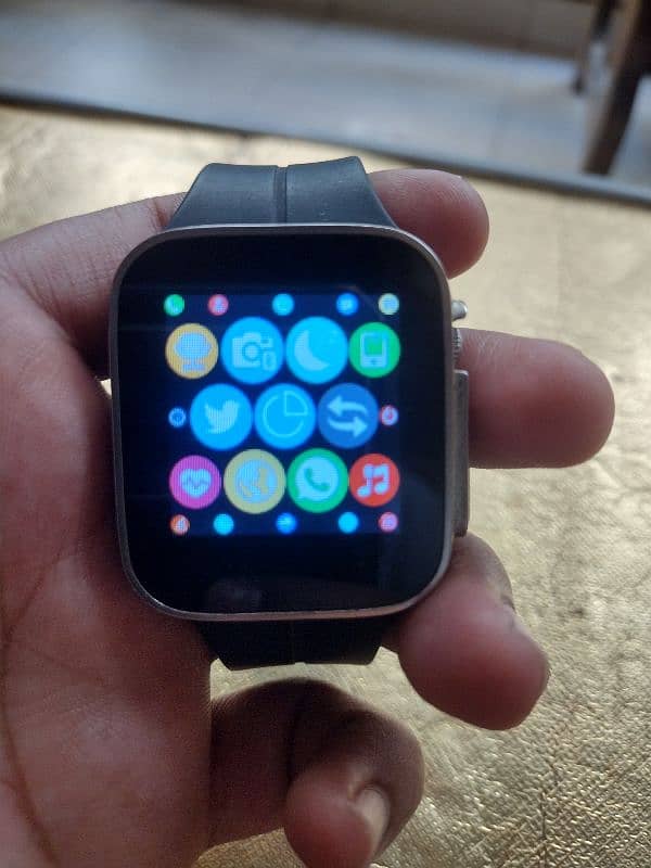 smart watch with box All okay contact me 03188264599 11