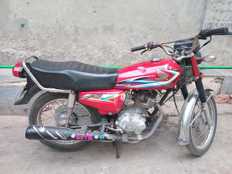 Honda cg 125 15 model (read add ) 9