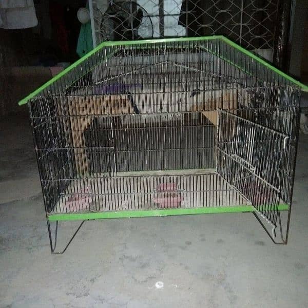 selling 2 cages in only 3k 7