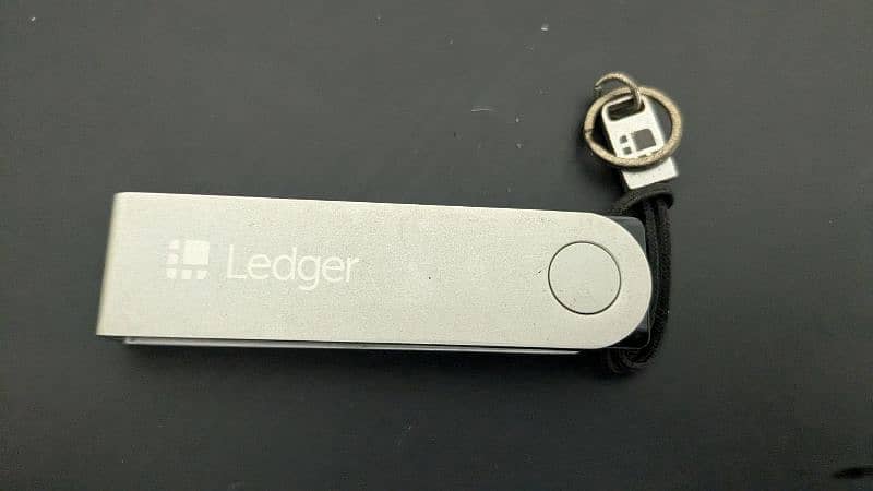 Ledger nano x used (only device) 1