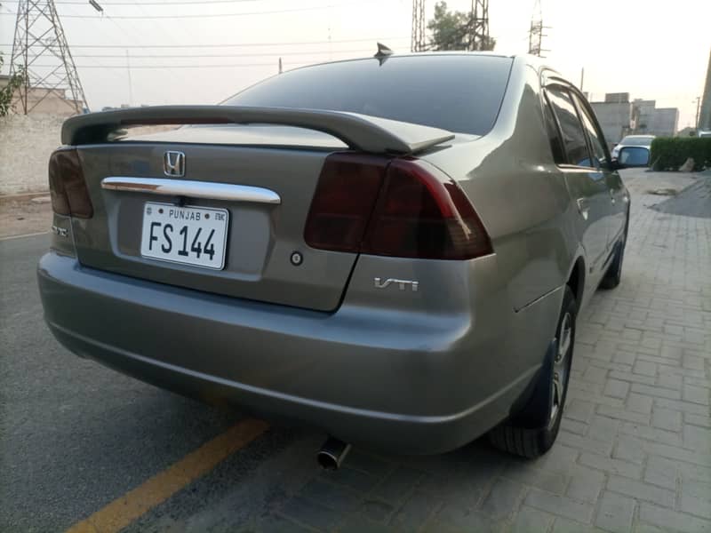 HOME USED HONDA CIVIC VTi VERY NEAT & CLEAN LIKE NEW 0300 9659991 6