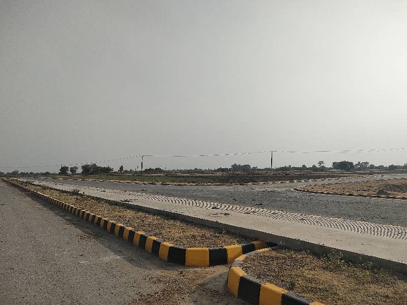 LDA City Lahore 1 kanal 75 Feet Road Plot 3