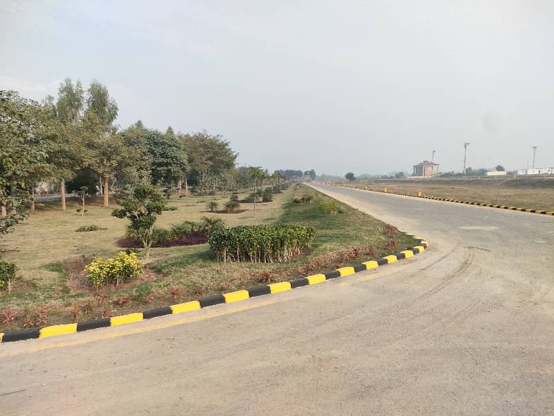 LDA City Lahore 1 kanal 75 Feet Road Plot 21