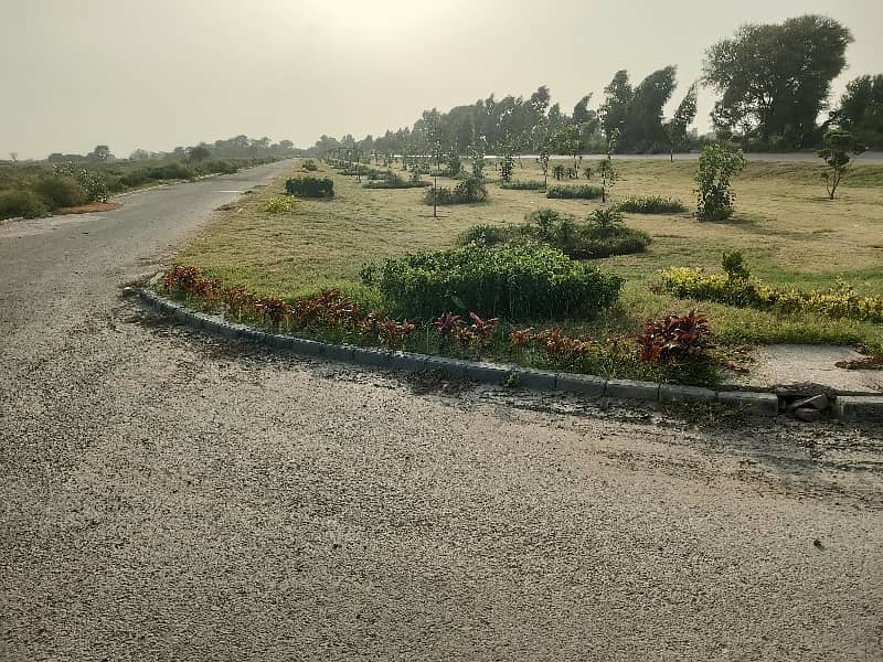 LDA City Lahore 1 kanal 75 Feet Road Plot 23