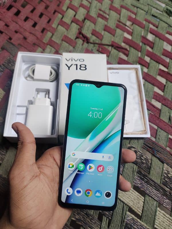 vivo y18 (4/128) 2