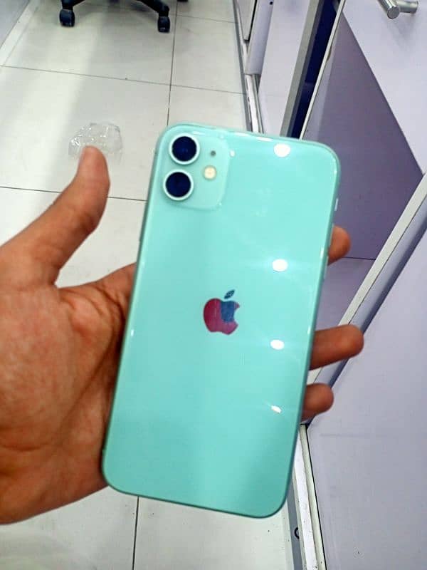 Iphone 11 64GB Factory Unlock 0